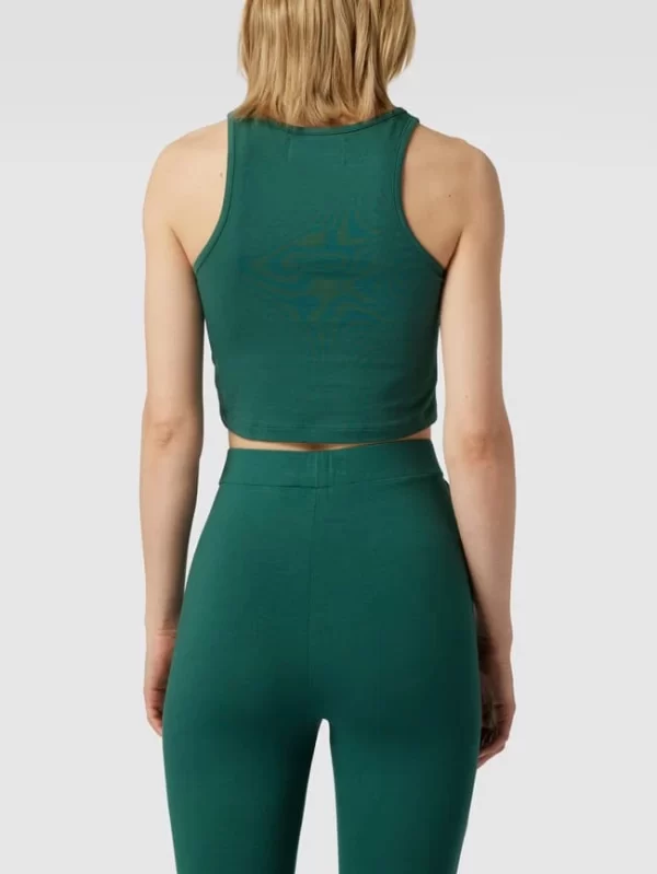 On Vacation On Vacation X P&C – Crop Top Mit Label-Stitching – Dunkelgrün 6